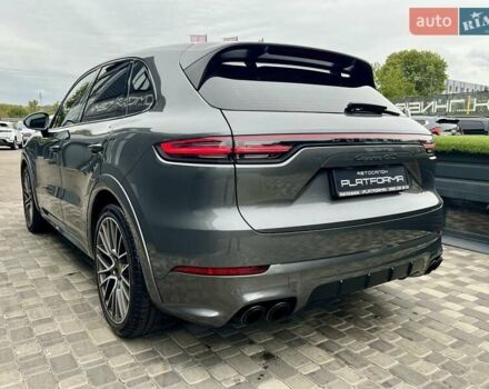 Порше Каен 2021 в Киеве на Automoto.ua Серый Порше Каен, объемом двигателя 4 л и пробегом 56 тыс. км за 82900 $, фото 7 на Automoto.ua