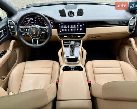Сірий Порше Cayenne, об'ємом двигуна 3 л та пробігом 85 тис. км за 74500 $, фото 32 на Automoto.ua
