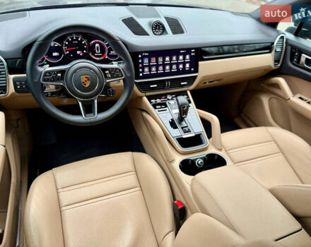 Сірий Порше Cayenne, об'ємом двигуна 3 л та пробігом 85 тис. км за 74500 $, фото 35 на Automoto.ua