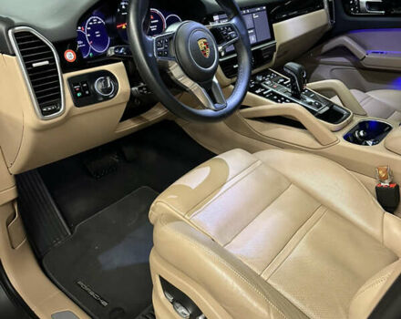 Сірий Порше Cayenne, об'ємом двигуна 3 л та пробігом 42 тис. км за 64999 $, фото 17 на Automoto.ua