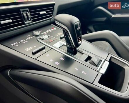 Порше Каен 2021 в Киеве на Automoto.ua Серый Порше Каен, объемом двигателя 4 л и пробегом 56 тыс. км за 82900 $, фото 22 на Automoto.ua