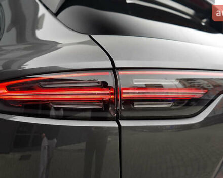 Сірий Порше Cayenne, об'ємом двигуна 4 л та пробігом 31 тис. км за 95000 $, фото 25 на Automoto.ua