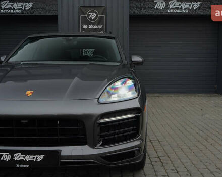 Сірий Порше Cayenne, об'ємом двигуна 4 л та пробігом 21 тис. км за 97000 $, фото 12 на Automoto.ua
