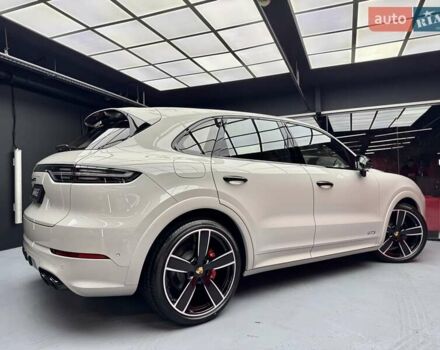 Сірий Порше Cayenne, об'ємом двигуна 4 л та пробігом 1 тис. км за 136900 $, фото 19 на Automoto.ua
