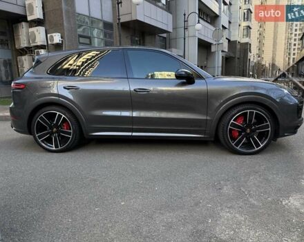 Серый Порше Каен, объемом двигателя 4 л и пробегом 14 тыс. км за 129999 $, фото 7 на Automoto.ua