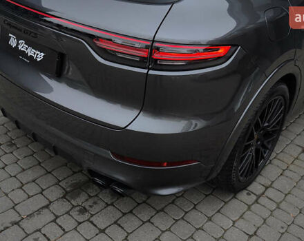 Сірий Порше Cayenne, об'ємом двигуна 4 л та пробігом 31 тис. км за 95000 $, фото 34 на Automoto.ua