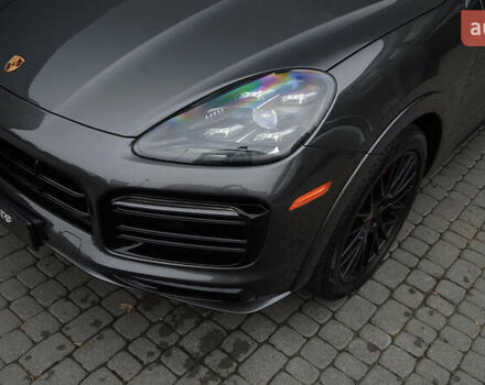 Сірий Порше Cayenne, об'ємом двигуна 4 л та пробігом 31 тис. км за 95000 $, фото 14 на Automoto.ua