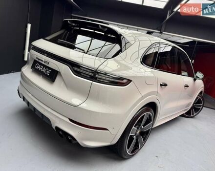 Сірий Порше Cayenne, об'ємом двигуна 4 л та пробігом 1 тис. км за 136900 $, фото 23 на Automoto.ua