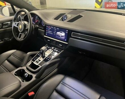 Серый Порше Каен, объемом двигателя 3 л и пробегом 100 тыс. км за 85316 $, фото 45 на Automoto.ua