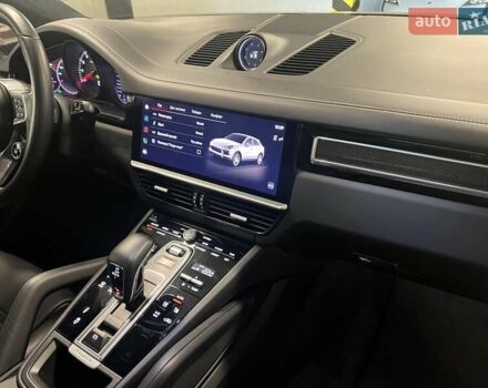 Серый Порше Каен, объемом двигателя 3 л и пробегом 100 тыс. км за 85316 $, фото 46 на Automoto.ua