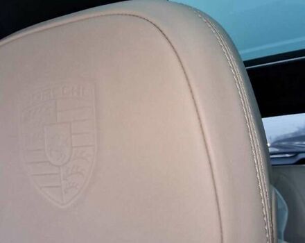 Серый Порше Каен, объемом двигателя 3 л и пробегом 22 тыс. км за 101500 $, фото 9 на Automoto.ua