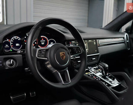Сірий Порше Cayenne, об'ємом двигуна 4 л та пробігом 31 тис. км за 95000 $, фото 22 на Automoto.ua