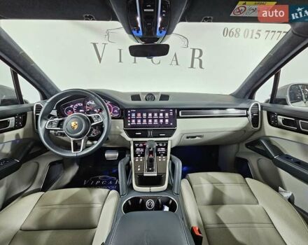 Сірий Порше Cayenne, об'ємом двигуна 4 л та пробігом 28 тис. км за 125000 $, фото 15 на Automoto.ua