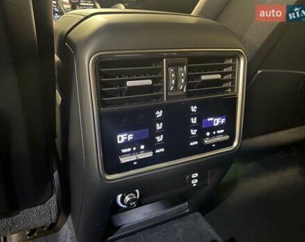 Серый Порше Каен, объемом двигателя 3 л и пробегом 100 тыс. км за 85316 $, фото 44 на Automoto.ua