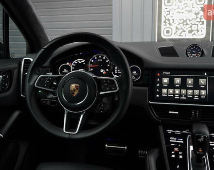 Сірий Порше Cayenne, об'ємом двигуна 4 л та пробігом 31 тис. км за 95000 $, фото 44 на Automoto.ua