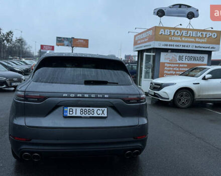 Серый Порше Каен, объемом двигателя 3 л и пробегом 81 тыс. км за 75000 $, фото 5 на Automoto.ua
