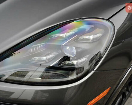 Сірий Порше Cayenne, об'ємом двигуна 4 л та пробігом 31 тис. км за 95000 $, фото 13 на Automoto.ua