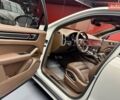 Сірий Порше Cayenne, об'ємом двигуна 4 л та пробігом 1 тис. км за 136900 $, фото 31 на Automoto.ua