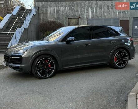 Серый Порше Каен, объемом двигателя 4 л и пробегом 14 тыс. км за 129999 $, фото 1 на Automoto.ua