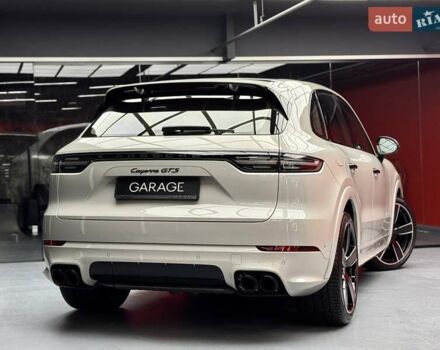 Сірий Порше Cayenne, об'ємом двигуна 4 л та пробігом 1 тис. км за 136900 $, фото 20 на Automoto.ua