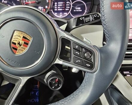 Сірий Порше Cayenne, об'ємом двигуна 4 л та пробігом 28 тис. км за 125000 $, фото 45 на Automoto.ua
