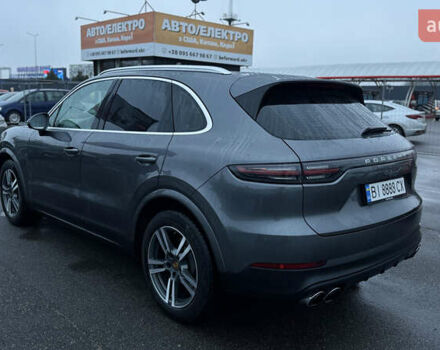 Серый Порше Каен, объемом двигателя 3 л и пробегом 81 тыс. км за 75000 $, фото 4 на Automoto.ua