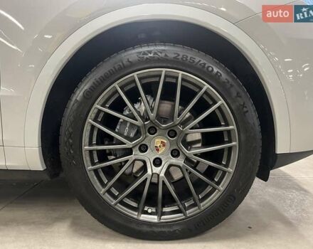 Серый Порше Каен, объемом двигателя 3 л и пробегом 100 тыс. км за 85316 $, фото 20 на Automoto.ua