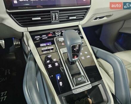 Сірий Порше Cayenne, об'ємом двигуна 4 л та пробігом 28 тис. км за 125000 $, фото 29 на Automoto.ua