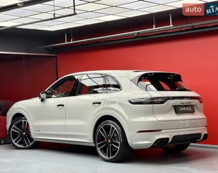 Сірий Порше Cayenne, об'ємом двигуна 4 л та пробігом 1 тис. км за 136900 $, фото 29 на Automoto.ua