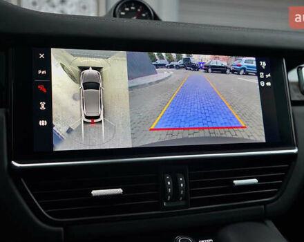 Сірий Порше Cayenne, об'ємом двигуна 4 л та пробігом 31 тис. км за 95000 $, фото 29 на Automoto.ua