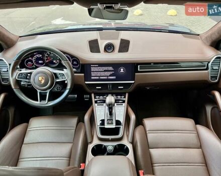 Сірий Порше Cayenne, об'ємом двигуна 4 л та пробігом 53 тис. км за 102000 $, фото 35 на Automoto.ua