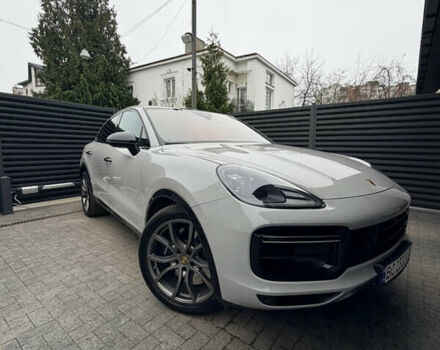 Серый Порше Каен, объемом двигателя 4 л и пробегом 38 тыс. км за 123840 $, фото 4 на Automoto.ua