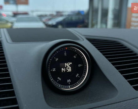 Серый Порше Каен, объемом двигателя 3 л и пробегом 81 тыс. км за 75000 $, фото 19 на Automoto.ua