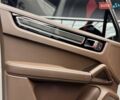 Сірий Порше Cayenne, об'ємом двигуна 4 л та пробігом 1 тис. км за 136900 $, фото 33 на Automoto.ua