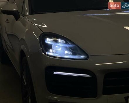 Серый Порше Каен, объемом двигателя 3 л и пробегом 100 тыс. км за 85316 $, фото 13 на Automoto.ua