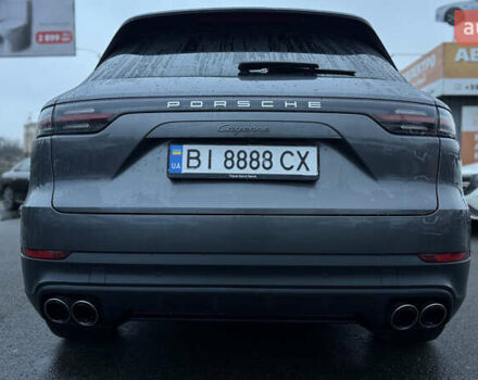 Серый Порше Каен, объемом двигателя 3 л и пробегом 81 тыс. км за 75000 $, фото 6 на Automoto.ua