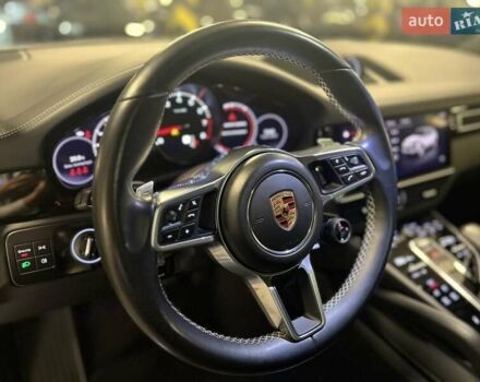 Серый Порше Каен, объемом двигателя 3 л и пробегом 100 тыс. км за 85316 $, фото 30 на Automoto.ua