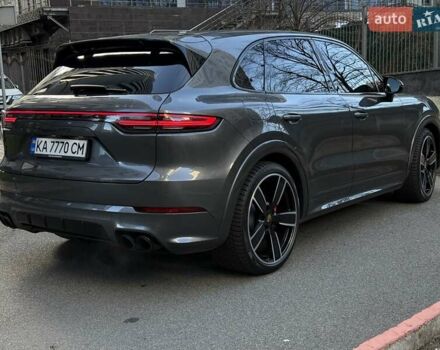 Серый Порше Каен, объемом двигателя 4 л и пробегом 14 тыс. км за 129999 $, фото 8 на Automoto.ua