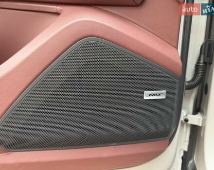 Серый Порше Каен, объемом двигателя 3 л и пробегом 38 тыс. км за 129999 $, фото 29 на Automoto.ua