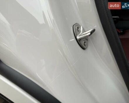 Серый Порше Каен, объемом двигателя 3 л и пробегом 38 тыс. км за 129999 $, фото 8 на Automoto.ua