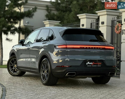 Сірий Порше Cayenne, об'ємом двигуна 3 л та пробігом 56 тис. км за 110000 $, фото 10 на Automoto.ua