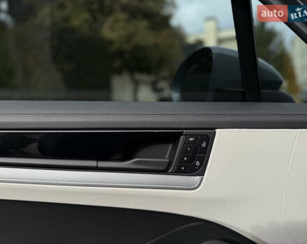 Сірий Порше Cayenne, об'ємом двигуна 3.98 л та пробігом 24 тис. км за 119900 $, фото 29 на Automoto.ua