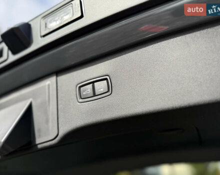 Сірий Порше Cayenne, об'ємом двигуна 3.98 л та пробігом 24 тис. км за 119900 $, фото 70 на Automoto.ua