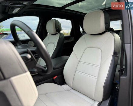 Сірий Порше Cayenne, об'ємом двигуна 3.98 л та пробігом 24 тис. км за 119900 $, фото 33 на Automoto.ua