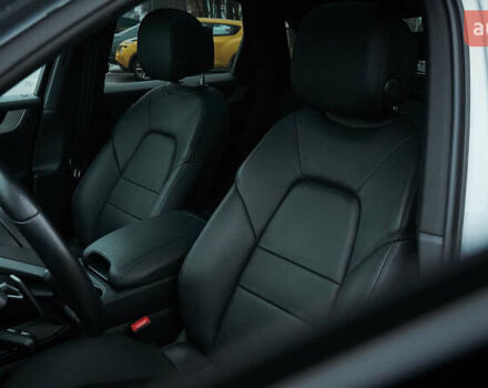 Серый Порше Каен, объемом двигателя 3 л и пробегом 21 тыс. км за 98000 $, фото 9 на Automoto.ua