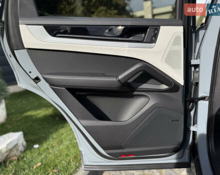 Сірий Порше Cayenne, об'ємом двигуна 3.98 л та пробігом 24 тис. км за 119900 $, фото 59 на Automoto.ua