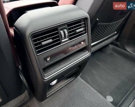 Серый Порше Каен, объемом двигателя 3 л и пробегом 1 тыс. км за 145999 $, фото 23 на Automoto.ua