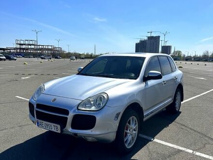 Порше Каен 2003 в Киеве на Automoto.ua Серый Порше Каен, объемом двигателя 4.5 л и пробегом 250 тыс. км за 6500 $, фото 1 на Automoto.ua