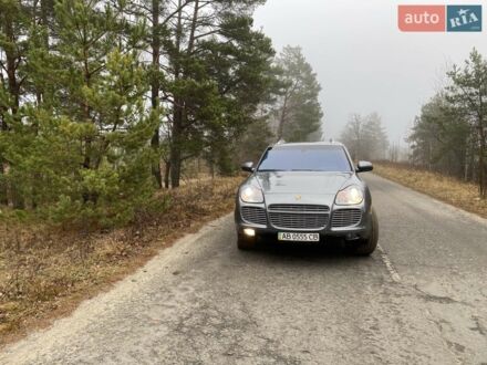 Сірий Порше Cayenne, об'ємом двигуна 4.5 л та пробігом 308 тис. км за 8700 $, фото 1 на Automoto.ua