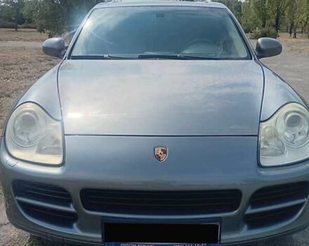 Сірий Порше Cayenne, об'ємом двигуна 3.19 л та пробігом 245 тис. км за 9999 $, фото 1 на Automoto.ua